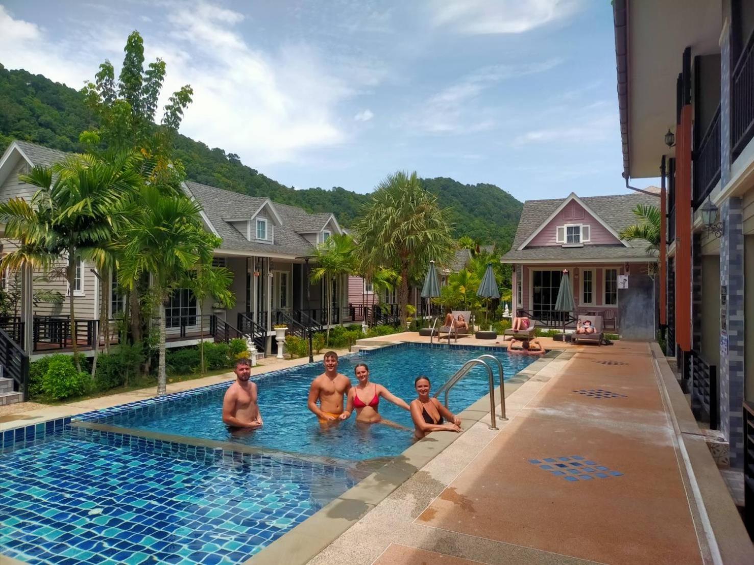 सहारा My Lantawadee Koh Lanta